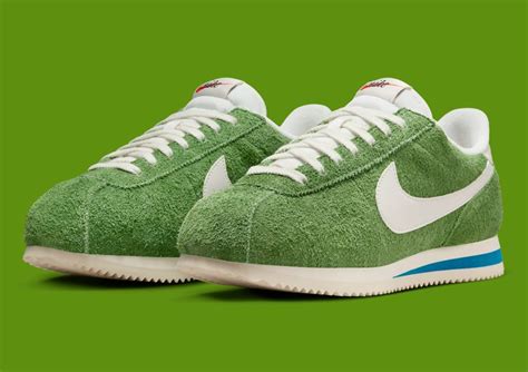 nike cortez green suede